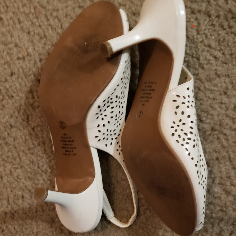 3/$30 East 5th shoes